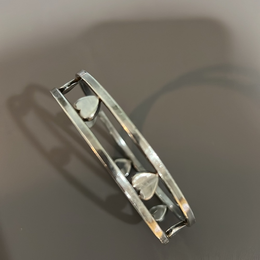 Tiffany & Co. 7 heart stencil bangle - Picture 7 of 11